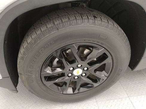Used 2019 Chevrolet Traverse LT image 31