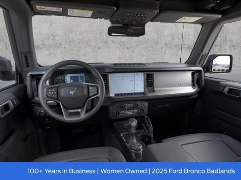 New 2025 Ford Bronco Badlands image 11
