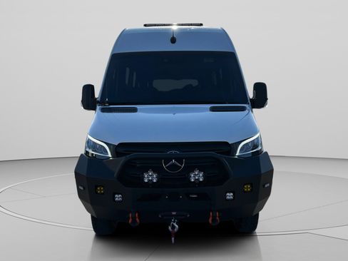Used 2024 Mercedes-Benz Sprinter 3500 image 2