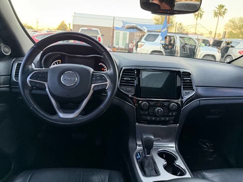 Used 2019 Jeep Grand Cherokee Limited image 30