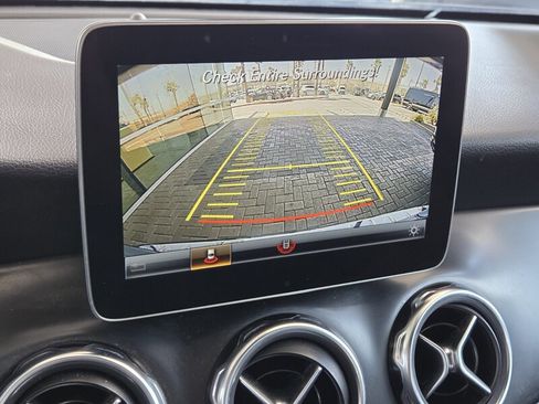 Used 2019 Mercedes-Benz GLA 250 image 30