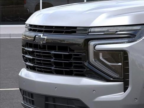 New 2026 Chevrolet Suburban RST w/ RST Capability Package AWD/4WD image 16