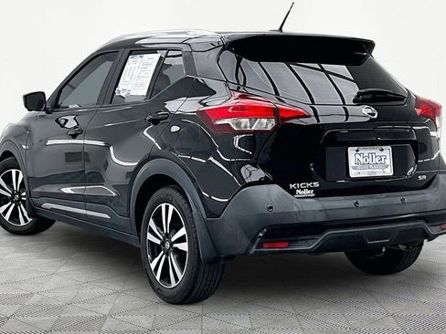 Used 2020 Nissan Kicks SR FWD image 13