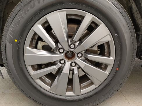 Used 2022 Nissan Pathfinder S FWD image 31