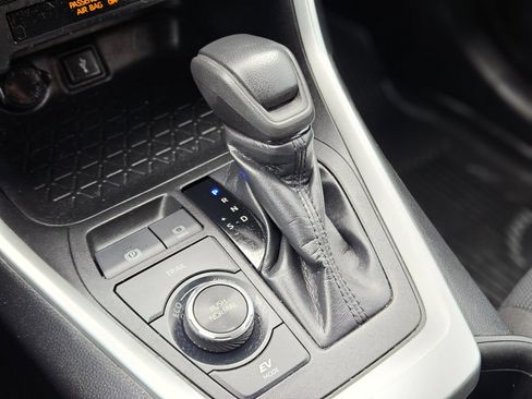 Used 2024 Jeep Compass Latitude w/ Convenience Group image 25