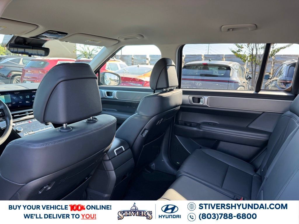 Used 2024 Hyundai Santa Fe SEL FWD image 23