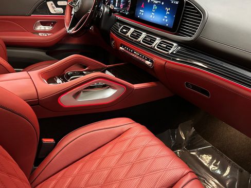 New 2026 Mercedes-Benz Maybach GLS 600 4MATIC image 27