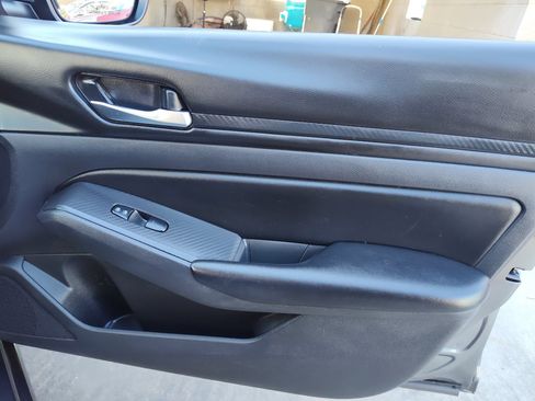 Used 2021 Nissan Altima 2.5 S image 19