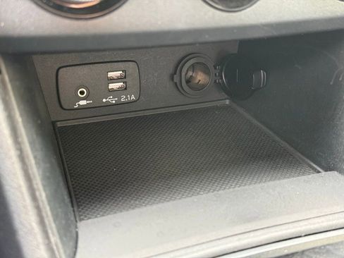 Used 2021 Subaru Crosstrek 2.5i Sport w/ Moonroof Package image 16