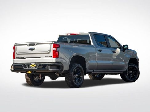 New 2026 Chevrolet Silverado 1500 Custom Trail Boss w/ LPO, Dark Essentials Package AWD/4WD image 8
