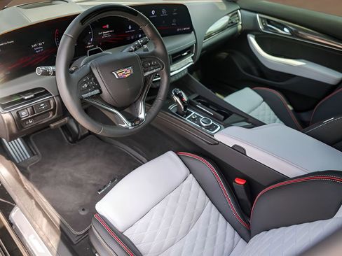 Certified 2026 Cadillac CT5 V Blackwing w/ Precision Package RWD image 10
