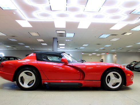 Used 1995 Dodge Viper RT/10 image 30