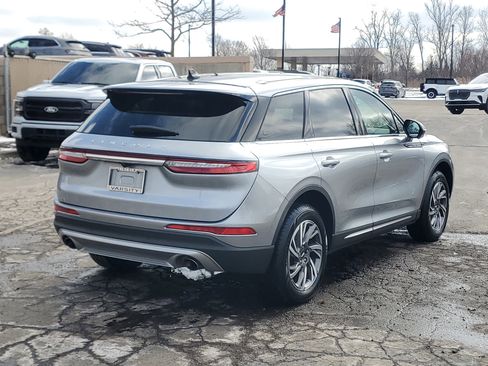 Used 2023 Lincoln Corsair AWD w/ Equipment Group 101A image 6