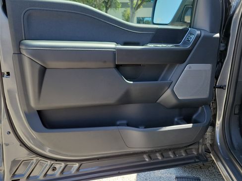 Used 2025 Ford F150 Lariat w/ Equipment Group 501A Mid AWD/4WD image 18