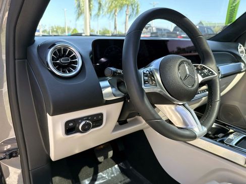 Certified 2026 Mercedes-Benz GLB 250 4MATIC image 20