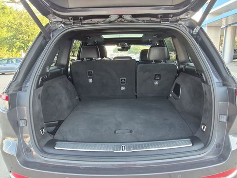 Used 2023 Jeep Grand Cherokee Overland AWD/4WD image 24