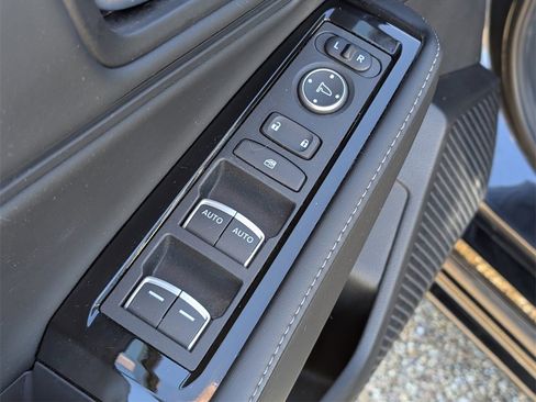 Certified 2023 Honda Accord Touring image 15