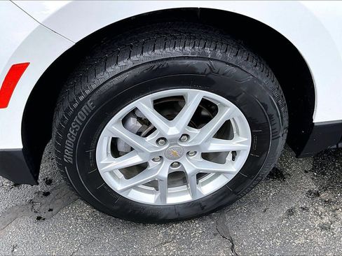 Used 2024 Chevrolet Equinox LS w/ LS Convenience Package AWD/4WD image 7