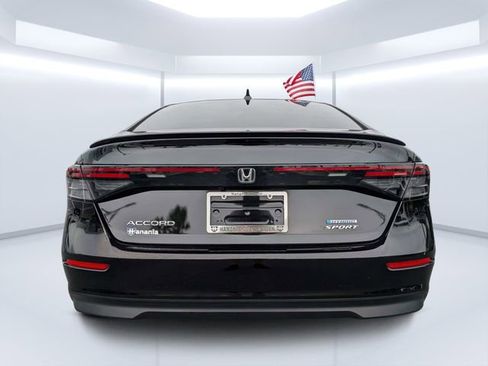 Used 2024 Honda Accord Sport image 4