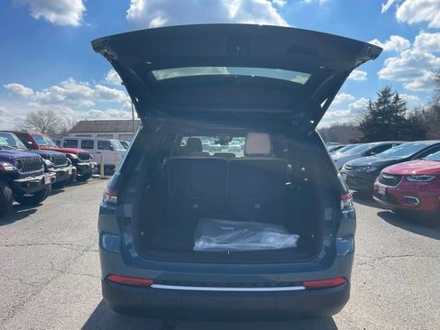 New 2026 Jeep Grand Cherokee L Limited image 13