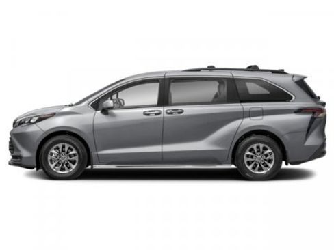 New 2026 Toyota Sienna LE FWD image 3