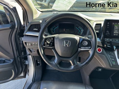 Used 2018 Honda Odyssey EX-L image 17