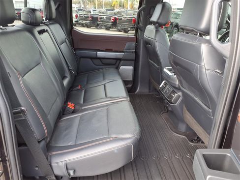 Used 2021 Ford F150 Lariat w/ Equipment Group 502A High image 19