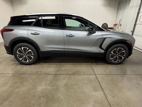 New 2025 Chevrolet Blazer EV LT AWD/4WD image 7