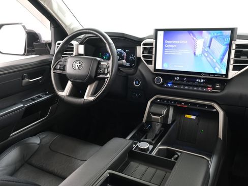 Used 2024 Toyota Tundra Limited AWD/4WD image 11