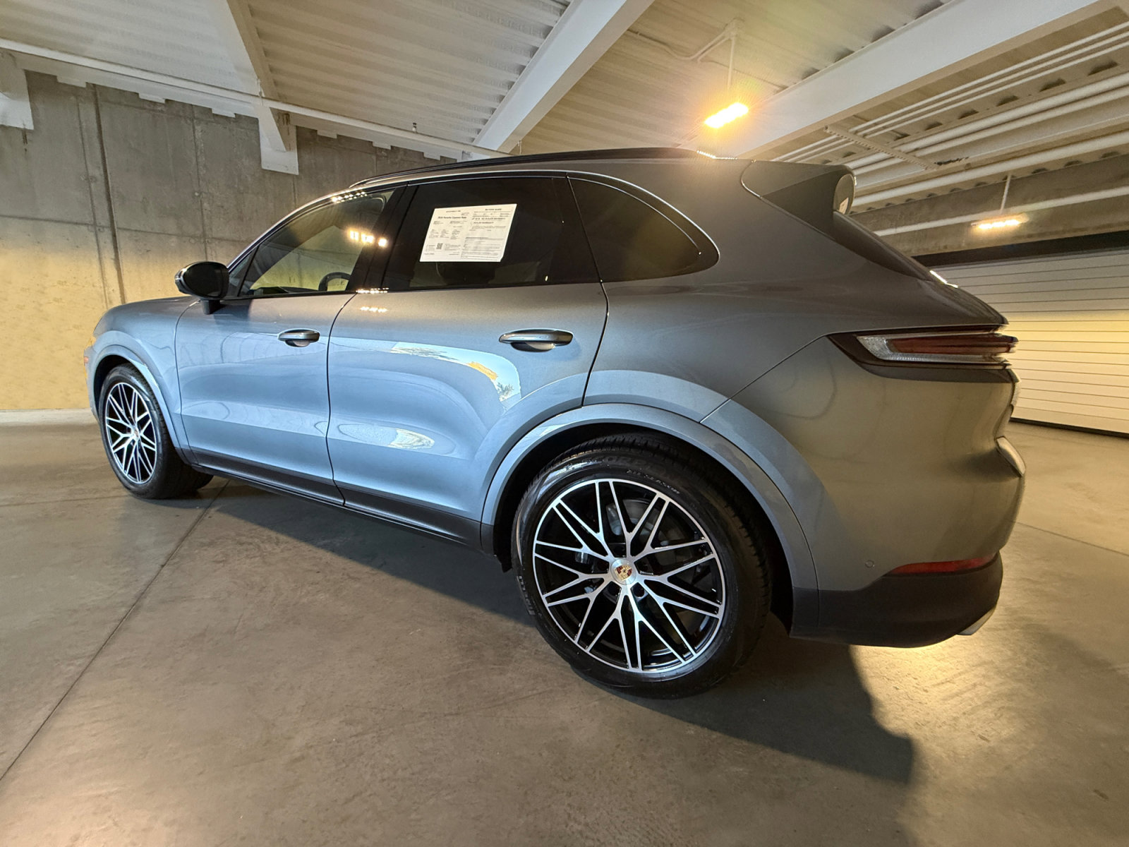 Certified 2026 Porsche Cayenne AWD/4WD image 3