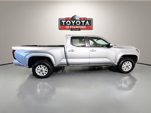 Certified 2025 Toyota Tacoma SR5 RWD image 8