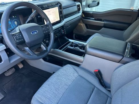 Used 2023 Ford F250 XLT w/ Black Appearance Package image 10