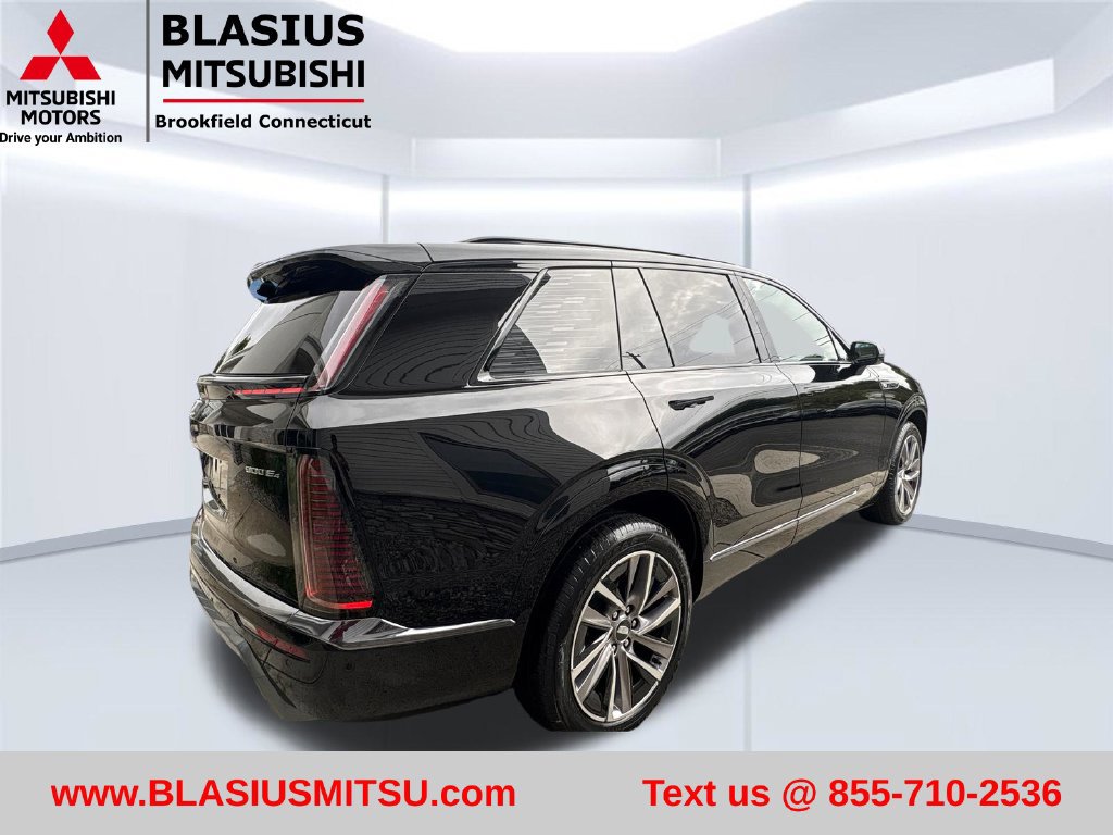 Used 2026 Cadillac Vistiq Sport AWD/4WD image 8