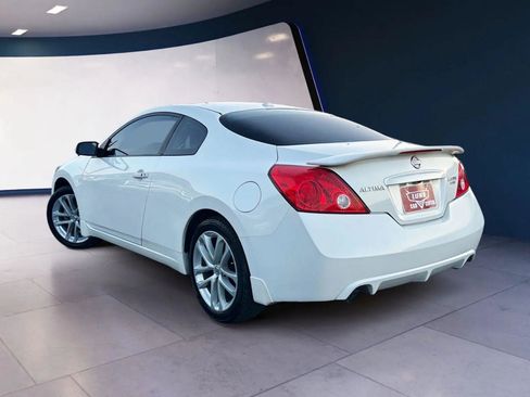Used 2012 Nissan Altima 3.5 SR w/ 3.5SR Premium Pkg FWD image 3