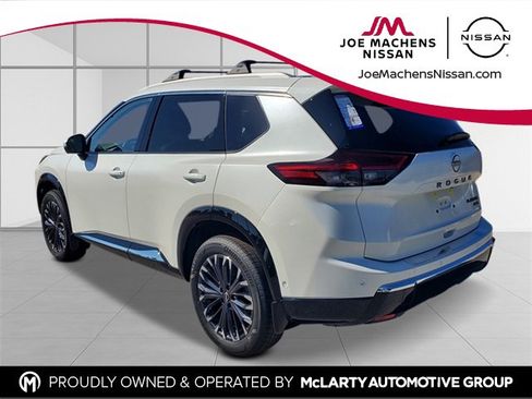 New 2026 Nissan Rogue Platinum w/ Platinum Premium Package image 4