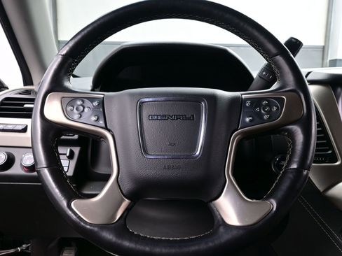 Used 2015 GMC Yukon Denali w/ Touring Package image 26