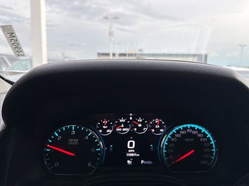 Used 2018 GMC Yukon Denali w/ Denali Ultimate Package AWD/4WD image 9