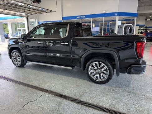 Used 2023 GMC Sierra 1500 Denali w/ Denali Reserve Package image 5