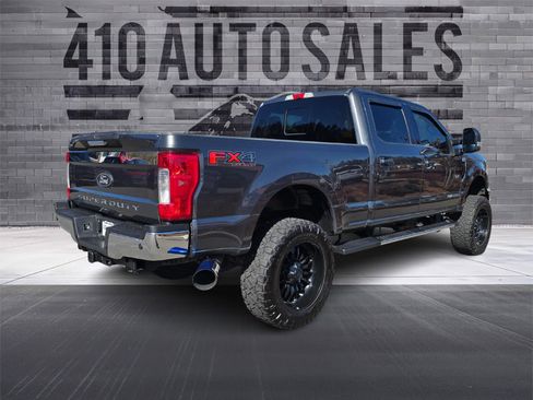 Used 2017 Ford F350 Lariat w/ Lariat Value Package AWD/4WD image 3