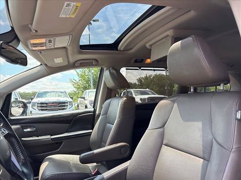 Used 2015 Honda Odyssey EX-L image 19