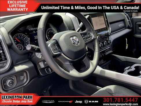 New 2026 RAM 2500 Big Horn AWD/4WD image 6