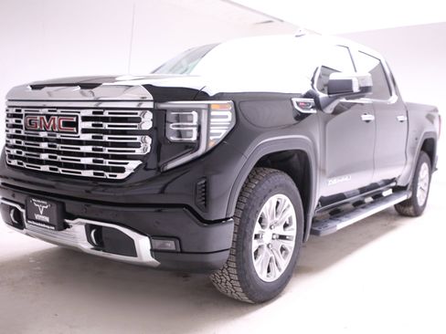 New 2026 GMC Sierra 1500 Denali w/ Technology Package image 1