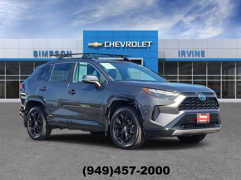 Used 2022 Toyota RAV4 SE w/ Convenience Package AWD/4WD image 1