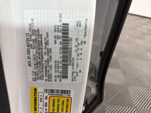 Used 2013 Ford Fusion SE FWD image 32