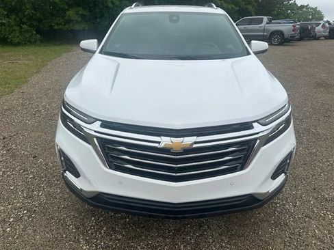 Certified 2024 Chevrolet Equinox Premier AWD/4WD image 11