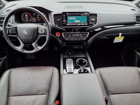 Used 2024 Honda Ridgeline Black Edition image 4