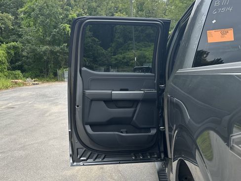New 2025 Ford F150 XLT w/ Equipment Group 302A MID image 26