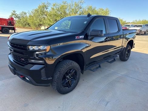 Used 2021 Chevrolet Silverado 1500 LT Trail Boss w/ Bed Protection Package image 3