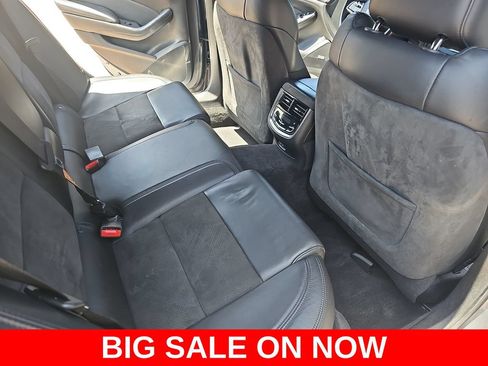 Used 2019 Cadillac CTS V w/ Luxury Package RWD image 11