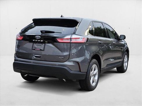New 2024 Ford Edge SE image 2